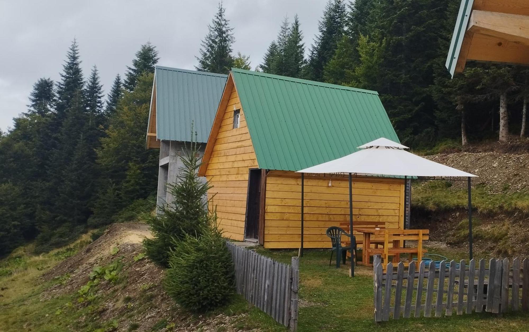 Hotel Komovi- Koliba Za Planinare Andrijevica Exterior foto